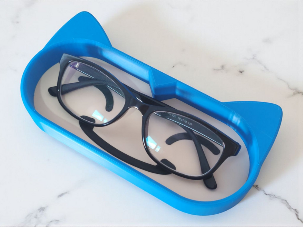 Sleepy Giant Glasses Holder – Cute Monster Eyewear Stand & Organizer Tray